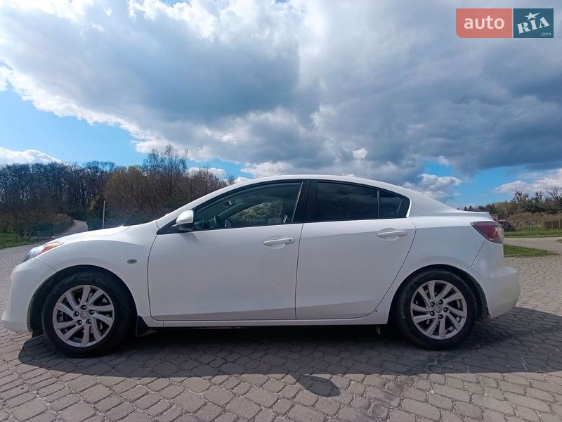 Mazda 3 2012