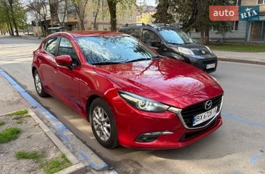 Хетчбек Mazda 3 2017 в Хмельницькому