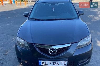 Седан Mazda 3 2006 в Новомосковську