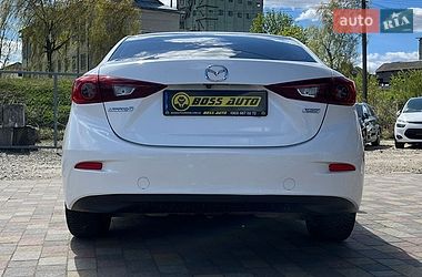 Седан Mazda 3 2016 в Стрые