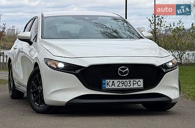 Хэтчбек Mazda 3 2018 в Киеве