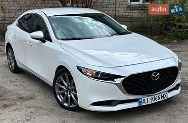 Седан Mazda 3 2019 в Киеве