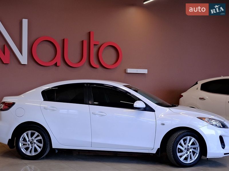 Седан Mazda 3 2012 в Одессе
