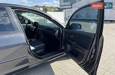 Седан Mazda 3 2005 в Ковеле