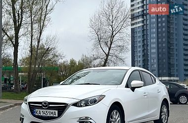 Седан Mazda 3 2015 в Києві