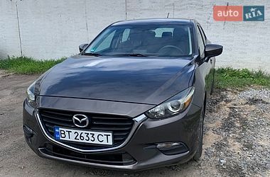 Хетчбек Mazda 3 2016 в Софіївській Борщагівці