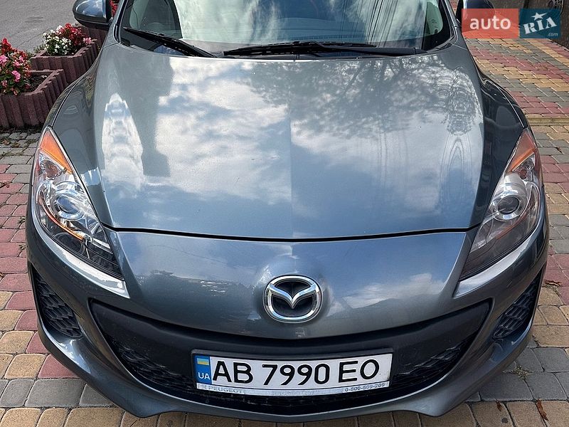 Седан Mazda 3 2012 в Виннице