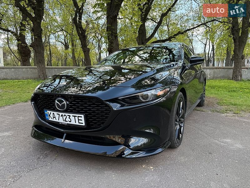 Хэтчбек Mazda 3 2023 в Киеве фото Хэтчбек Mazda 3 2023 в Киеве