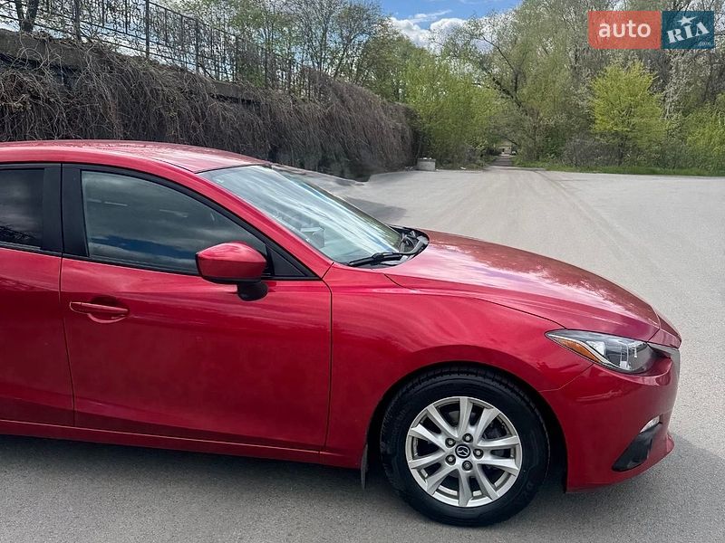 Хетчбек Mazda 3 2016 в Дніпрі фото 16 Хетчбек Mazda 3 2016 в Дніпрі