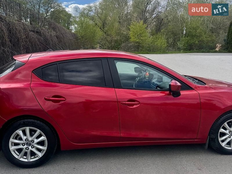 Хетчбек Mazda 3 2016 в Дніпрі фото 19 Хетчбек Mazda 3 2016 в Дніпрі