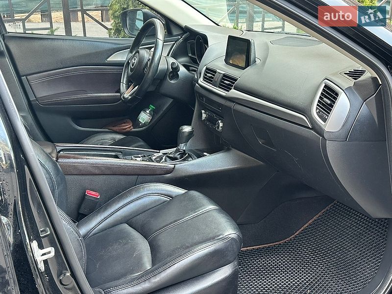 Седан Mazda 3 2016 в Одессе