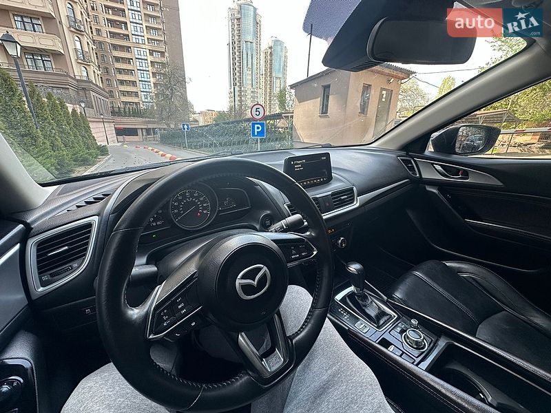 Седан Mazda 3 2016 в Одессе