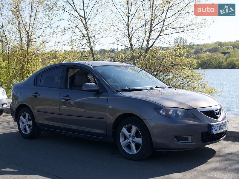 Седан Mazda 3 2007 в Василькове