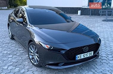 Седан Mazda 3 2022 в Дніпрі