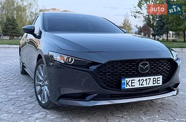 Седан Mazda 3 2022 в Дніпрі