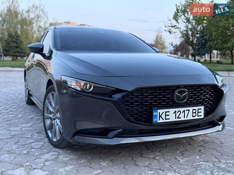 Седан Mazda 3 2022 в Дніпрі