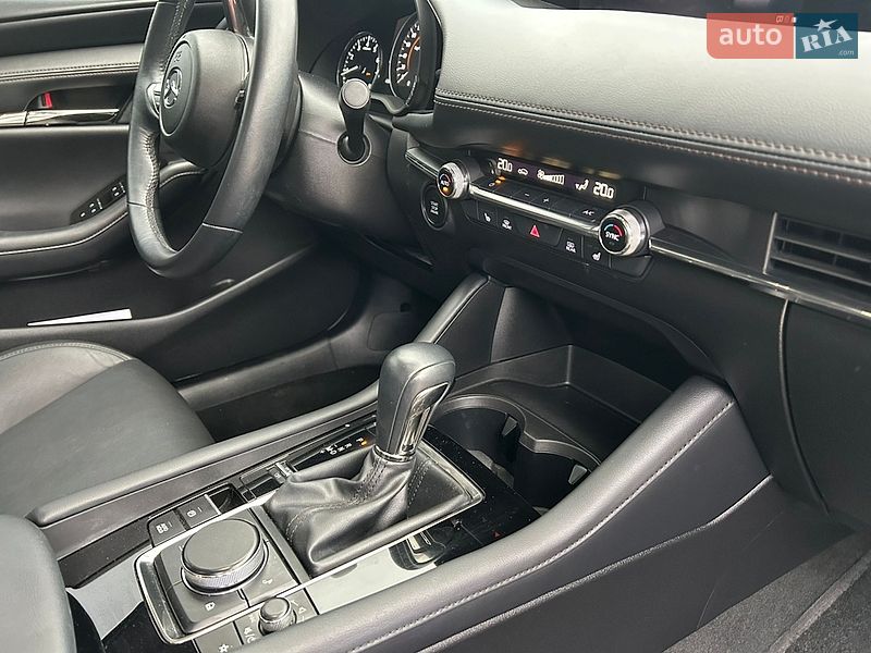 Седан Mazda 3 2022 в Дніпрі