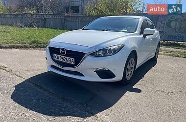 Седан Mazda 3 2015 в Киеве