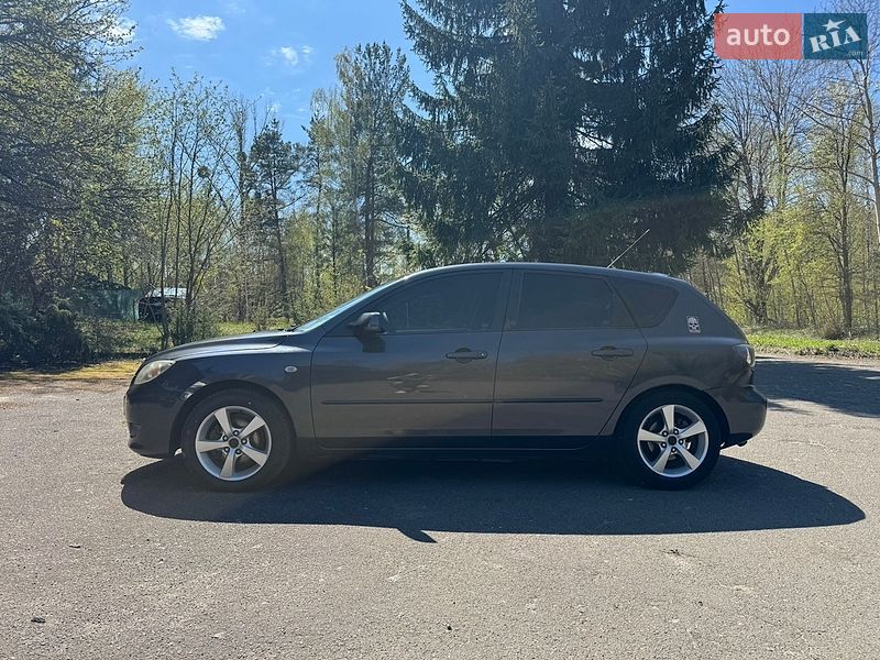 Хэтчбек Mazda 3 2005 в Иванкове