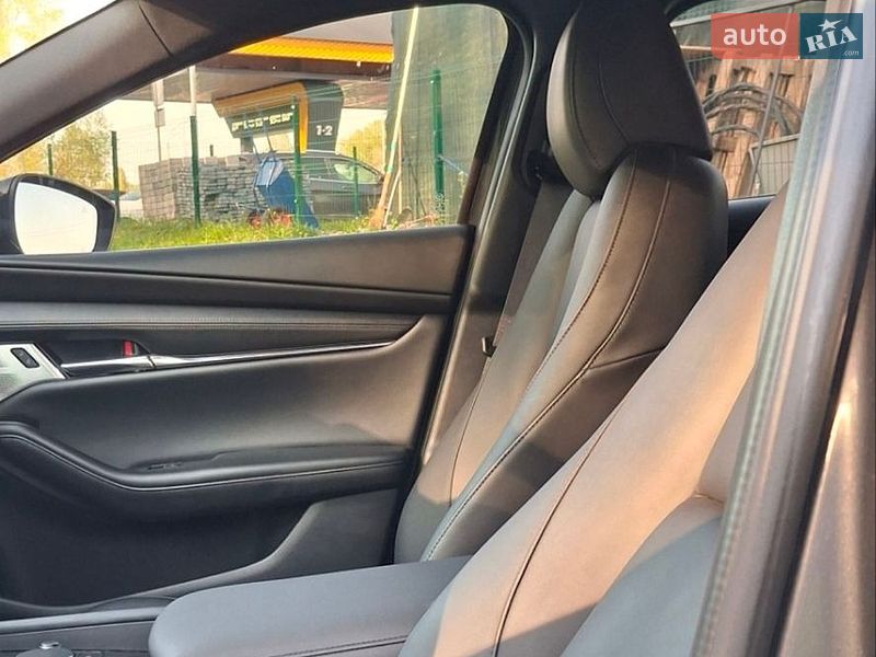 Хетчбек Mazda 3 2022 в Києві
