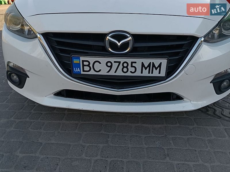 Седан Mazda 3 2014 в Львове