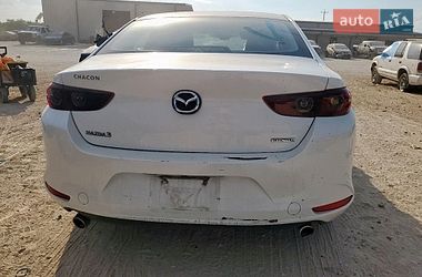 Седан Mazda 3 2021 в Холодноводке