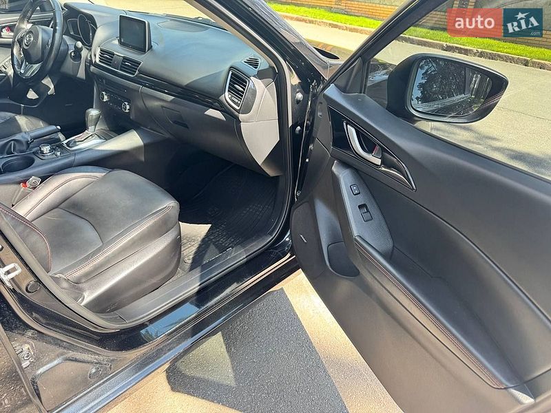Хэтчбек Mazda 3 2014 в Чернигове