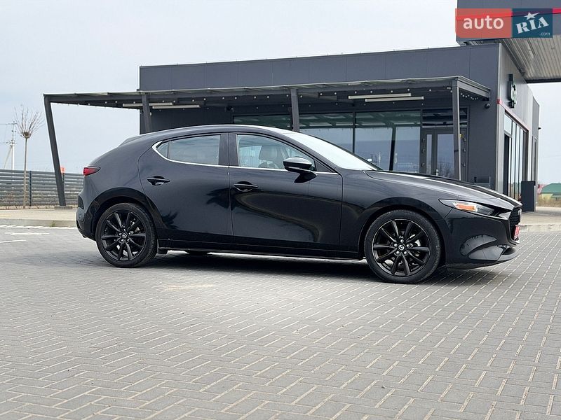 Хэтчбек Mazda 3 2023 в Львове