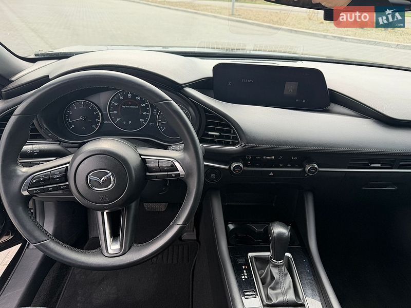Хэтчбек Mazda 3 2023 в Львове