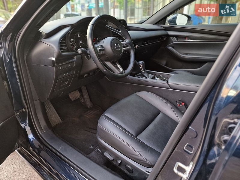 Хэтчбек Mazda 3 2023 в Одессе