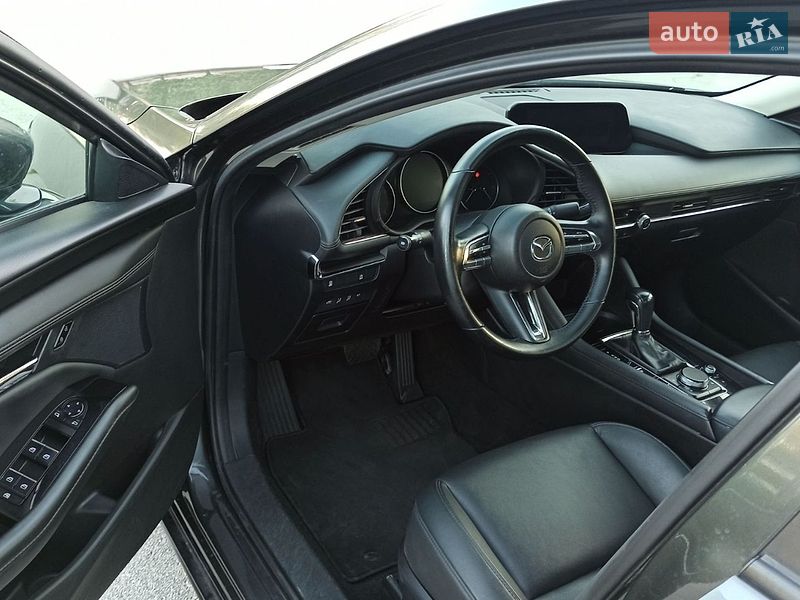 Седан Mazda 3 2022 в Запорожье