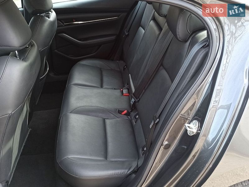 Седан Mazda 3 2022 в Запорожье