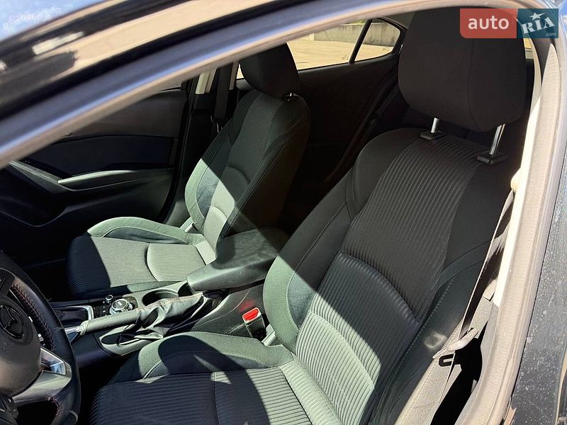 Седан Mazda 3 2014 в Львові фото 3 Седан Mazda 3 2014 в Львові