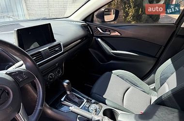 Седан Mazda 3 2014 в Львове