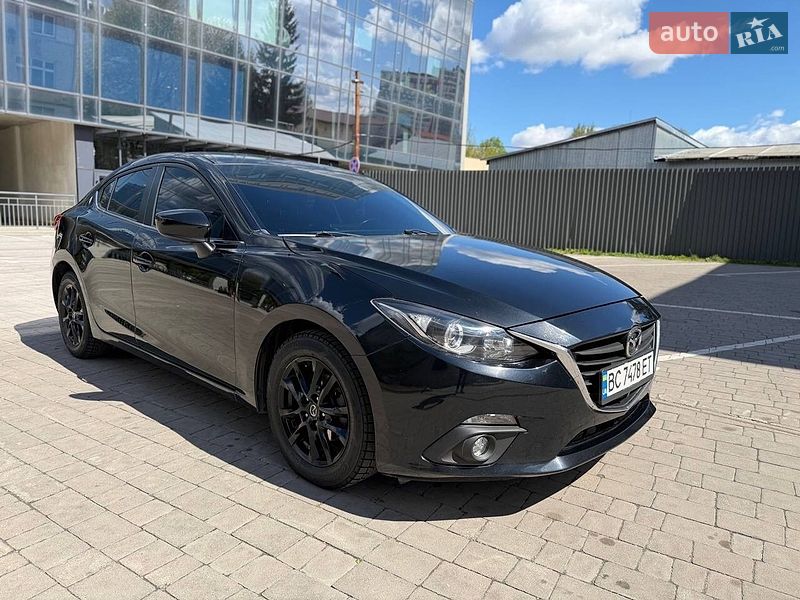 Седан Mazda 3 2014 в Львове