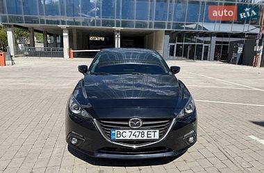 Седан Mazda 3 2014 в Львове