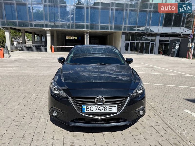 Седан Mazda 3 2014 в Львове