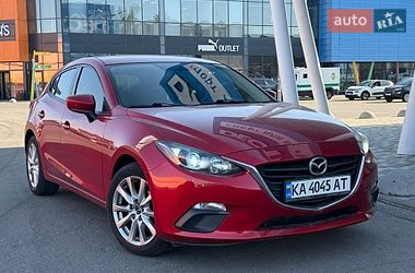 Хэтчбек Mazda 3 2016 в Киеве