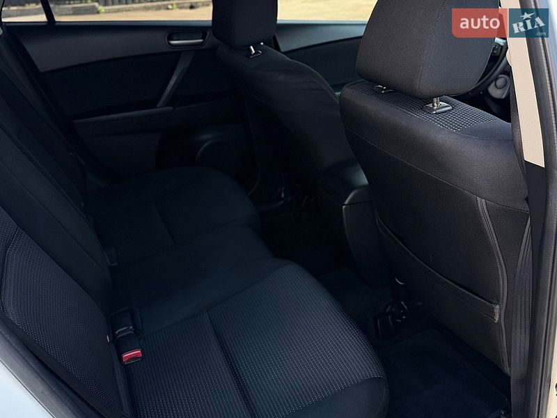 Хэтчбек Mazda 3 2012 в Виннице