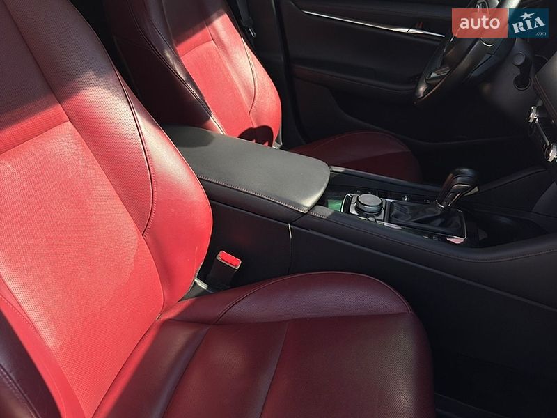Седан Mazda 3 2021 в Киеве
