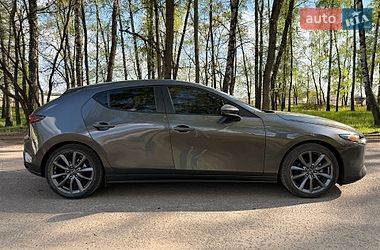 Хэтчбек Mazda 3 2019 в Ахтырке