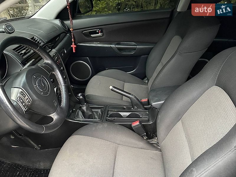 Седан Mazda 3 2006 в Львове