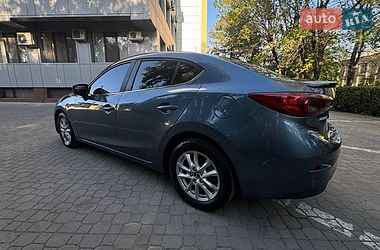 Седан Mazda 3 2016 в Черноморске