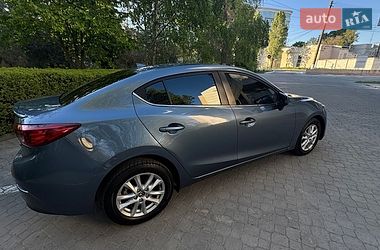 Седан Mazda 3 2016 в Черноморске