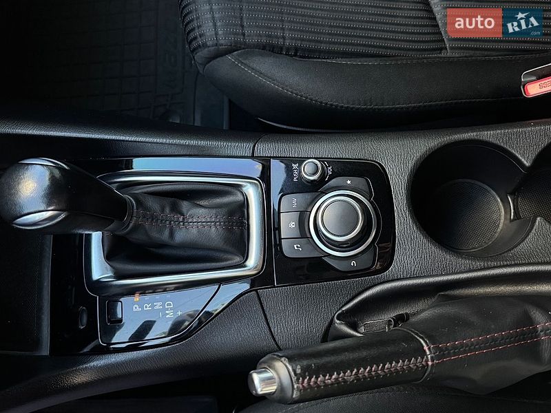 Седан Mazda 3 2016 в Черноморске