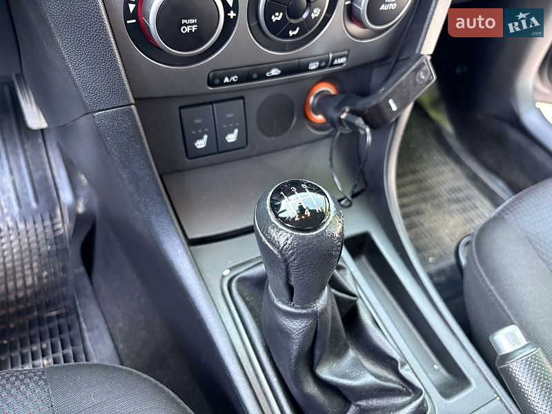 Седан Mazda 3 2007 в Харькове