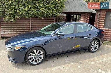 Седан Mazda 3 2023 в Львове