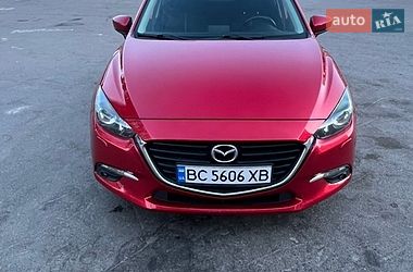 Седан Mazda 3 2017 в Львове