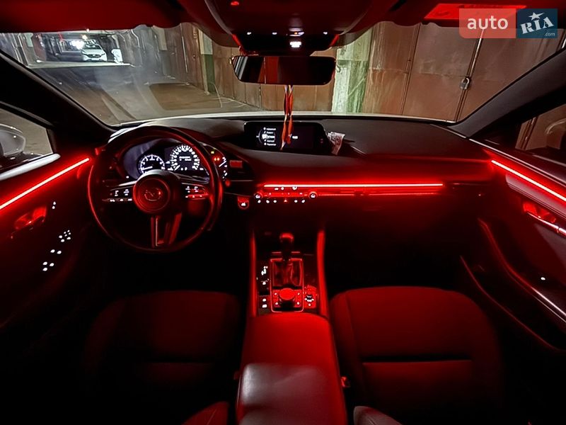 Хэтчбек Mazda 3 2019 в Киеве