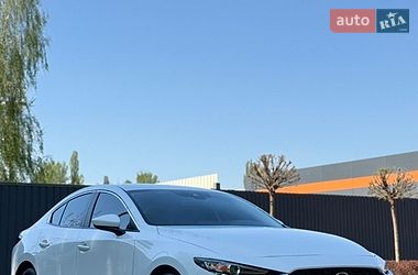 Седан Mazda 3 2020 в Киеве
